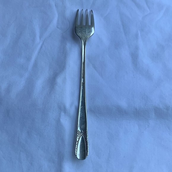 Wm Rogers & Son Silver-plate Talisman Pattern Dinner Fork - Vintage 1940s - Picture 4 of 8